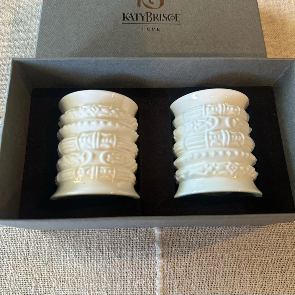 NWT Katy Briscoe | Boho Engraved White Bone China Salt & Pepper Shakers